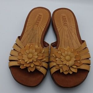 FLOWER 🌼 SANDALS